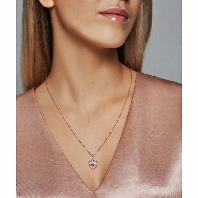 Pandora Rose™ Signature Heart Pendant Egypt XC6271594